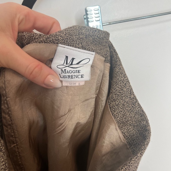 VTG Tweed-Like Pencil Skirt with Satin Lining - Picture 3 of 7